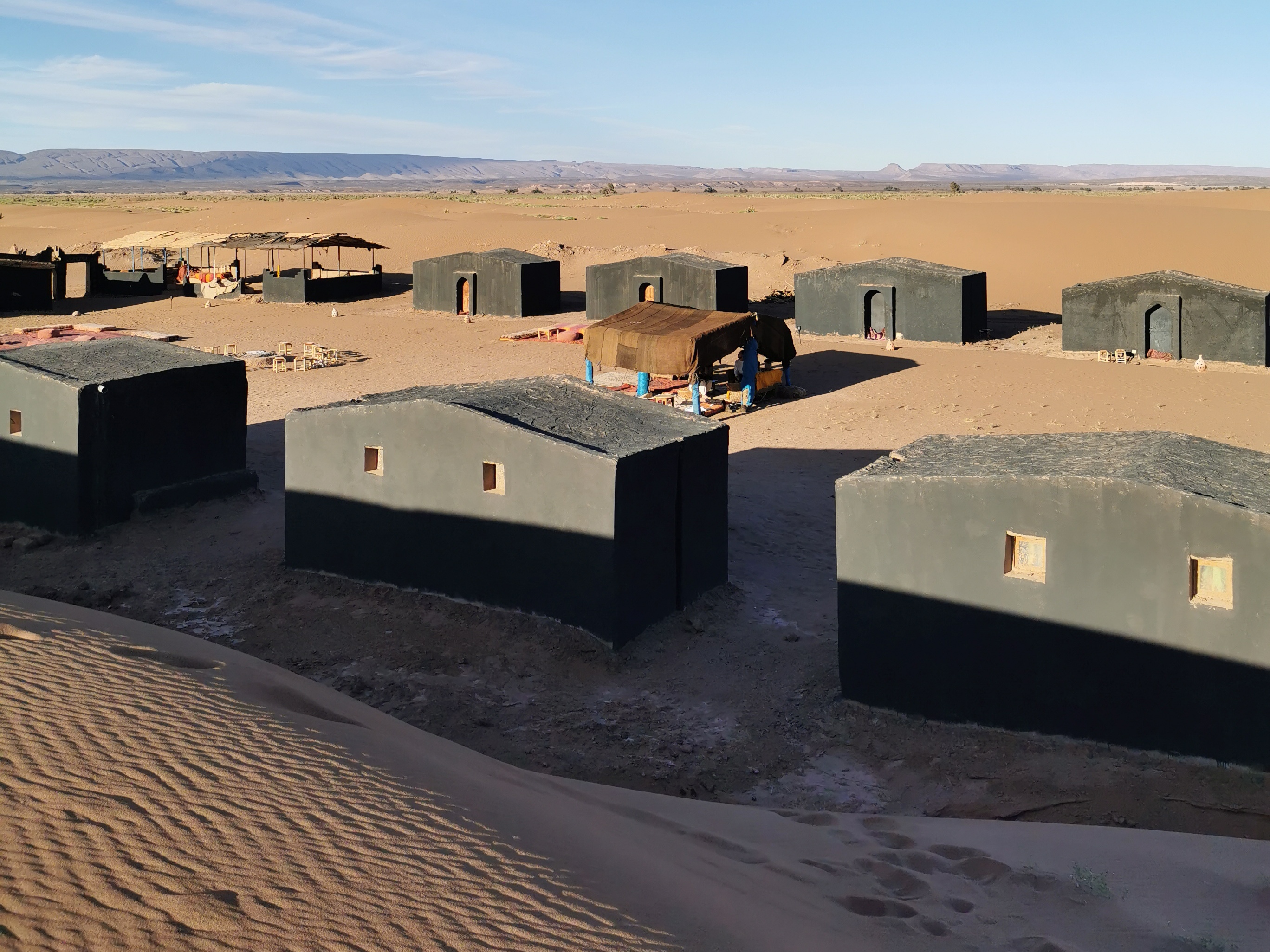 campamento de jaimas en las dunas de Erg Chegaga